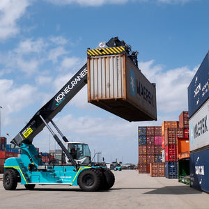 Konecranes reach stacker with Flow Drive_ILS