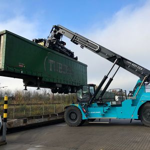 Carlsberg orders a customized Konecranes reach stacker_image2