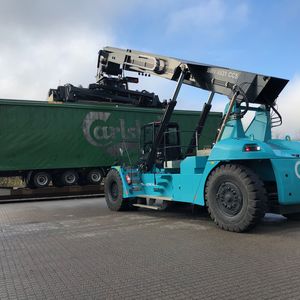 Carlsberg orders a customized Konecranes reach stacker_image1