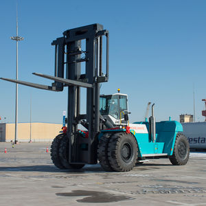 Konecranes supplies the biggest forklift ever in China_image_truck