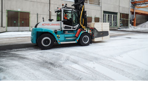 Forklifts_pulp and paper_image