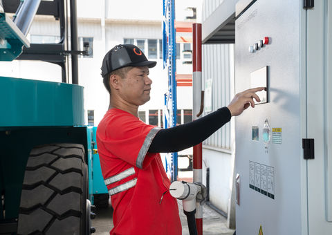Konecranes E-ACE_Charging_image
